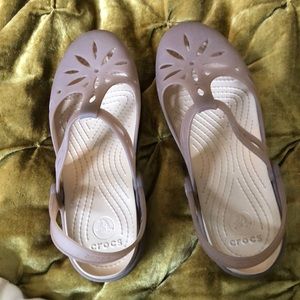 Crocs women’s Carlie cutout clog “bronze/gold”